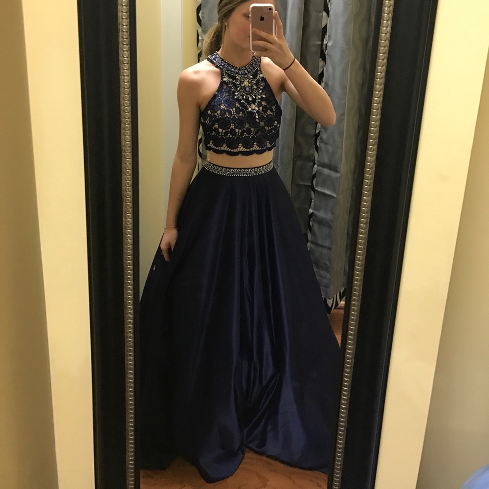 Prom Dress - Picture 6 of 6